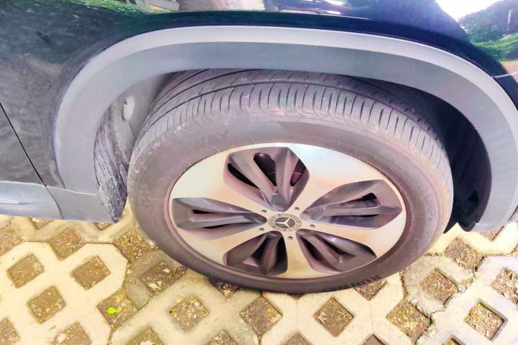 Used Mercedes-Benz GLB 2021 GLB 200 Fashion Model Right Front Wheel Hub