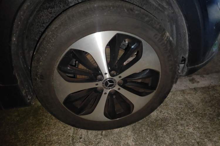 Used Mercedes-Benz GLB 2021 GLB 200 Fashion Model Right Front Wheel Hub