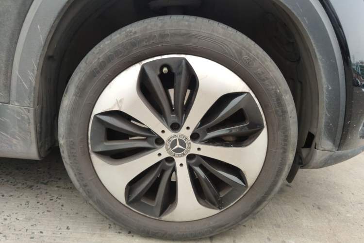 Used Mercedes-Benz GLB 2021 GLB 200 Fashion Model Right Front Wheel Hub