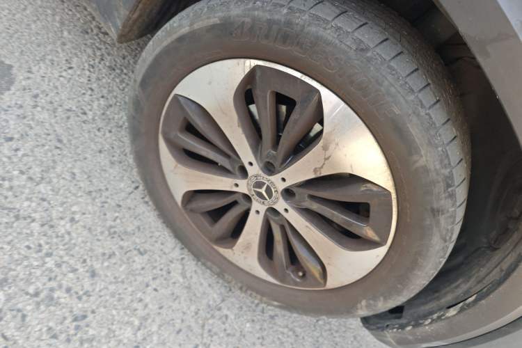 Used Mercedes-Benz GLB 2021 GLB 200 Fashion Model Right Front Wheel Hub