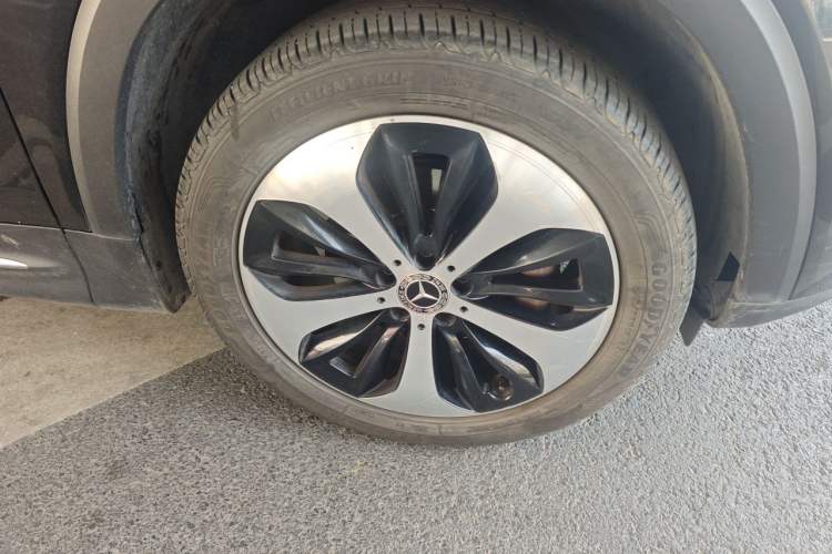 Used Mercedes-Benz GLB 2021 GLB 200 Fashion Model Right Front Wheel Hub