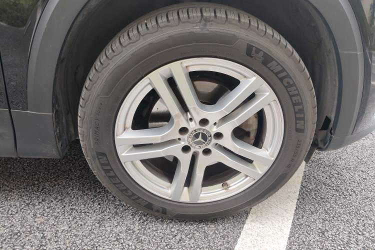 Used Mercedes-Benz GLB 2021 GLB 180 Fashion Model Right Front Wheel Hub