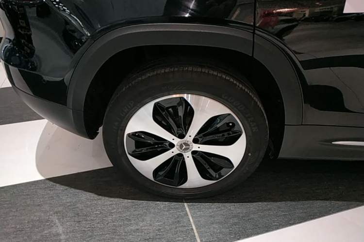 Used Mercedes-Benz GLB 2021 GLB 200 Fashion Model Right Rear Wheel Hub