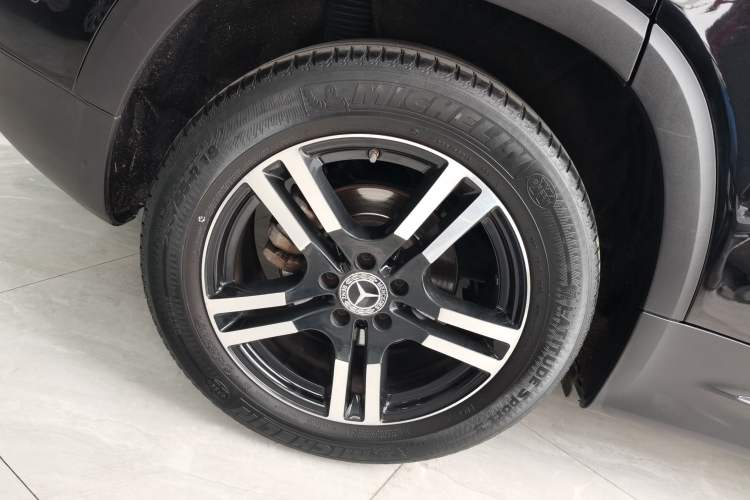 Used Mercedes-Benz GLB 2021 GLB 200 Dynamic Edition Right Rear Wheel Hub