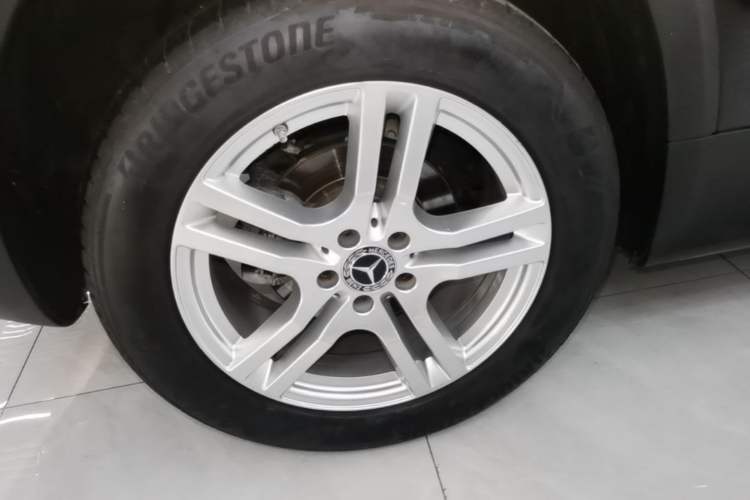 Used Mercedes-Benz GLB 2021 GLB 200 Dynamic Edition Right Rear Wheel Hub
