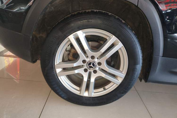 Used Mercedes-Benz GLB 2021 GLB 200 Dynamic Edition Right Rear Wheel Hub