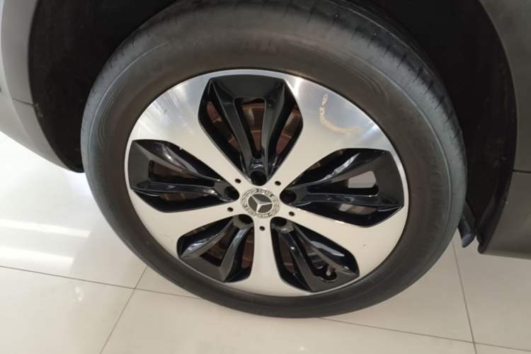 Used Mercedes-Benz GLB 2021 GLB 200 Fashion Model Right Rear Wheel Hub