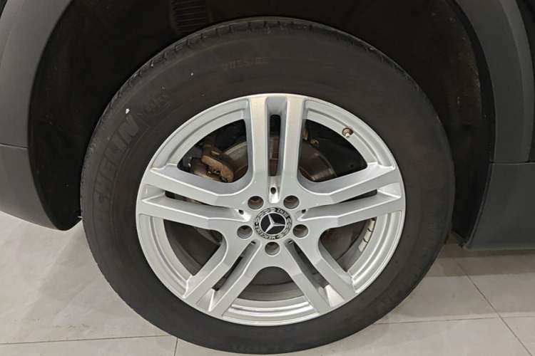 Used Mercedes-Benz GLB 2021 GLB 200 Dynamic Edition Right Rear Wheel Hub