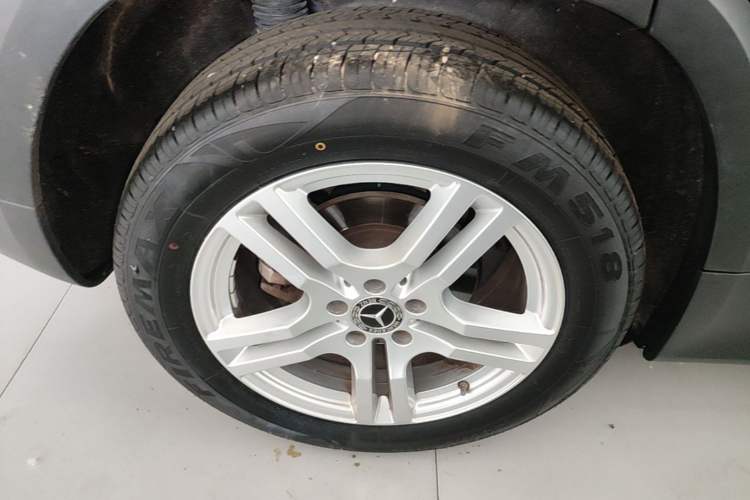 Used Mercedes-Benz GLB 2021 GLB 200 Dynamic Edition Right Rear Wheel Hub