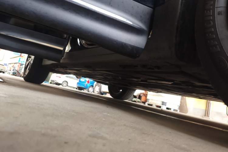 Used Mercedes-Benz GLB 2021 GLB 200 Fashion Model Right Side Sill