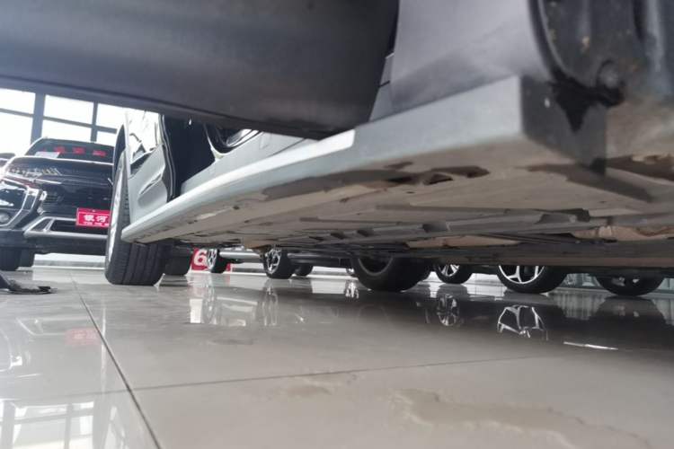 Used Mercedes-Benz GLB 2021 GLB 200 Dynamic Edition Right Side Sill