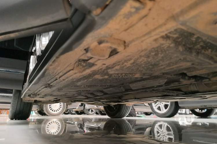 Used Mercedes-Benz GLB 2021 GLB 200 Fashion Model Right Side Sill