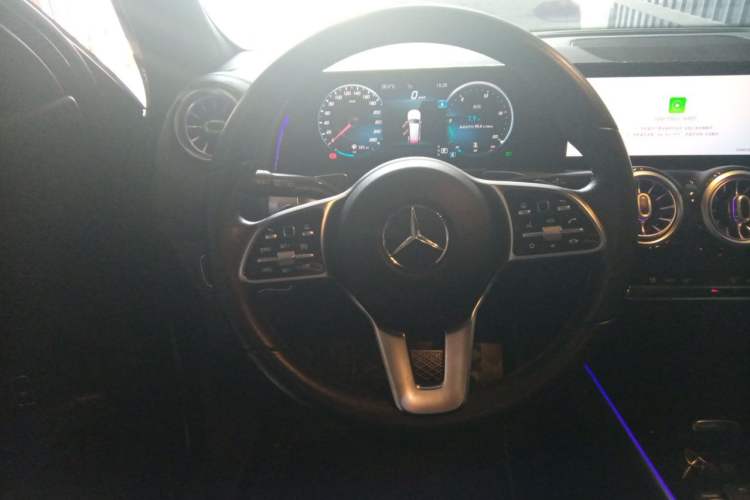 Used Mercedes-Benz GLB 2021 GLB 200 Fashion Model Steering Wheel