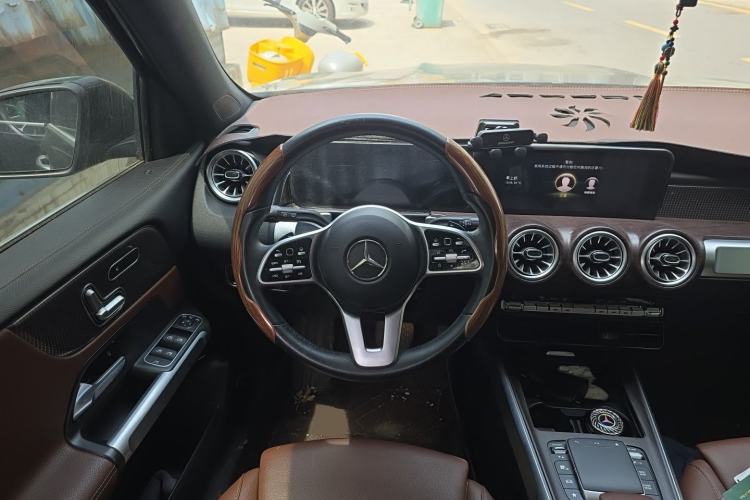 Used Mercedes-Benz GLB 2021 GLB 200 Fashion Model Steering Wheel