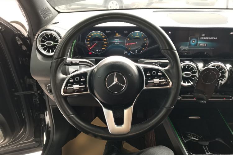 Used Mercedes-Benz GLB 2021 GLB 200 Dynamic Edition Steering Wheel