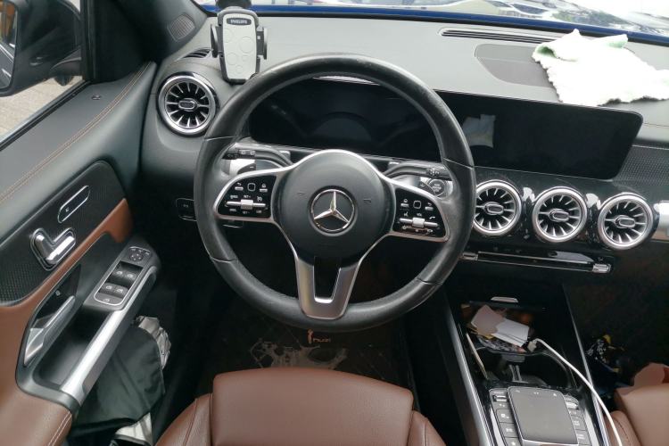 Used Mercedes-Benz GLB 2021 GLB 200 Fashion Model Steering Wheel