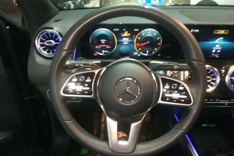 Used Mercedes-Benz GLB 2021 GLB 200 Fashion Model Steering Wheel