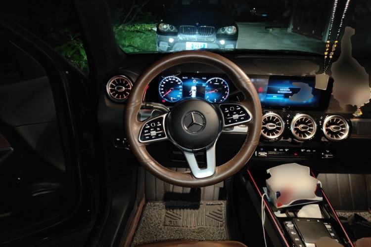 Used Mercedes-Benz GLB 2021 GLB 200 Fashion Model Steering Wheel