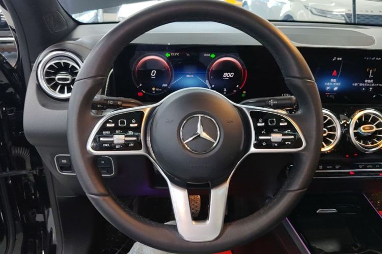 Used Mercedes-Benz GLB 2021 GLB 200 Dynamic Edition Steering Wheel