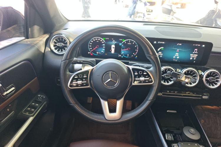 Used Mercedes-Benz GLB 2021 GLB 200 Dynamic Edition Steering Wheel