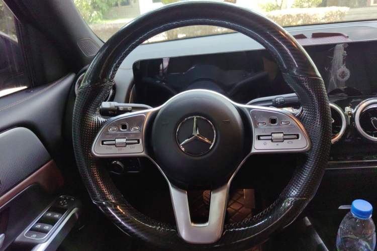 Used Mercedes-Benz GLB 2021 GLB 180 Fashion Model Steering Wheel