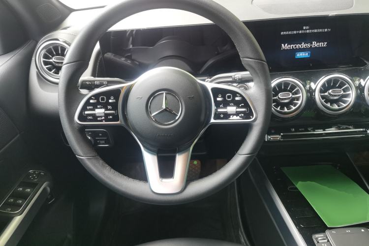Used Mercedes-Benz GLB 2021 GLB 200 Fashion Model Steering Wheel