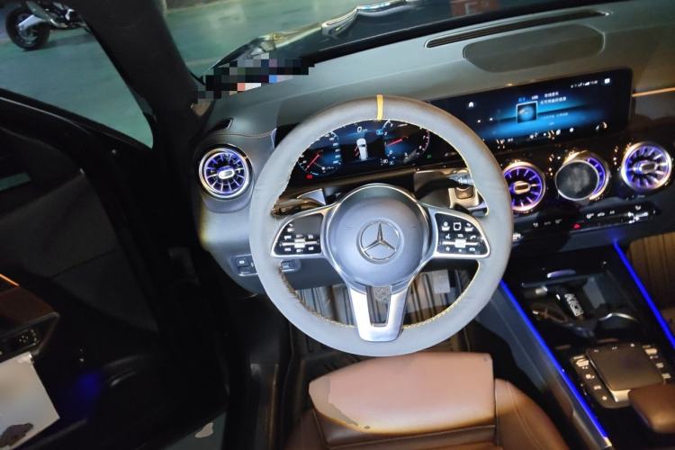 Used Mercedes-Benz GLB 2021 GLB 200 Fashion Model Steering Wheel