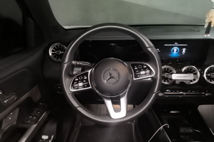 Used Mercedes-Benz GLB 2021 GLB 200 Fashion Model Steering Wheel