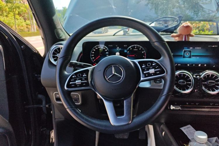 Used Mercedes-Benz GLB 2021 GLB 200 Fashion Model Steering Wheel