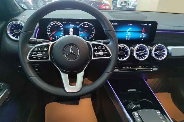 Used Mercedes-Benz GLB 2021 GLB 200 Dynamic Edition Steering Wheel