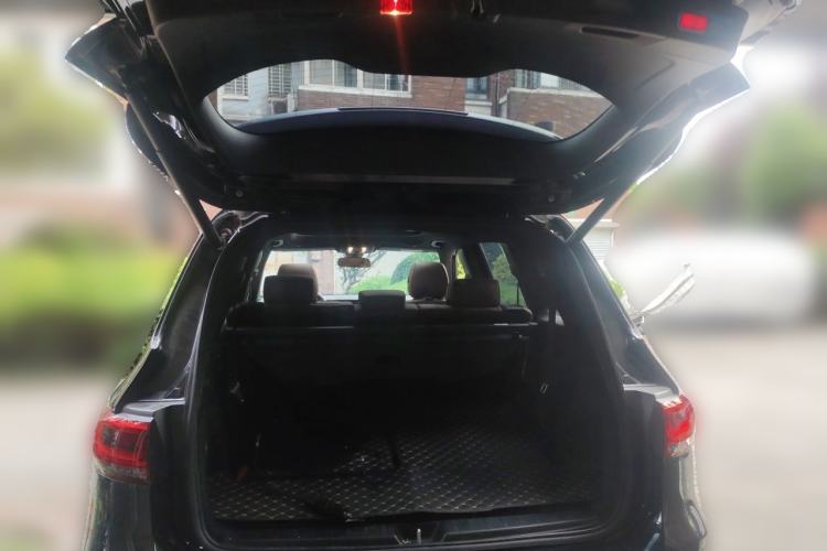 Used Mercedes-Benz GLB 2021 GLB 200 Fashion Model Trunk