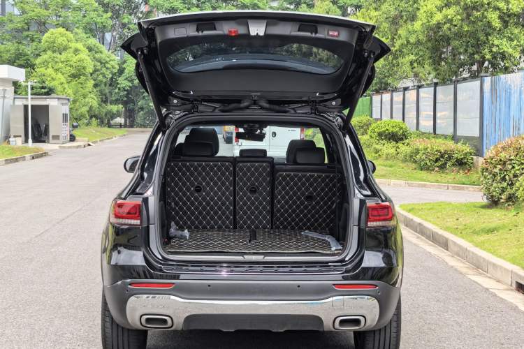 Used Mercedes-Benz GLB 2021 GLB 200 Fashion Model Trunk