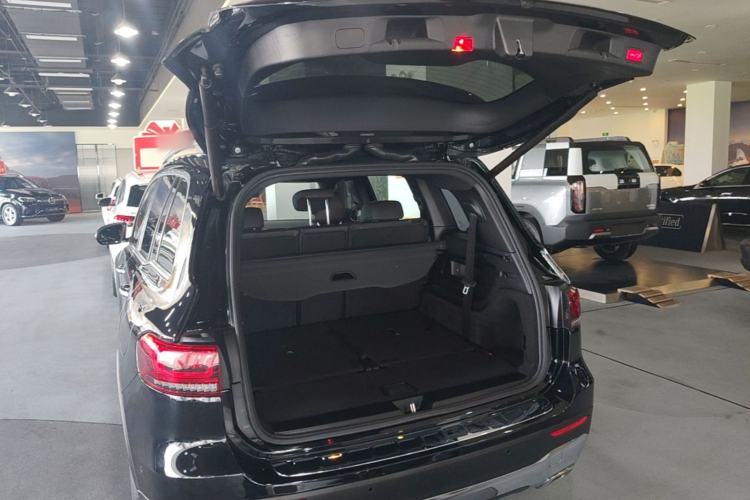 Used Mercedes-Benz GLB 2021 GLB 200 Fashion Model Trunk
