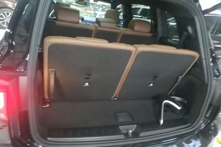 Used Mercedes-Benz GLB 2021 GLB 200 Fashion Model Trunk