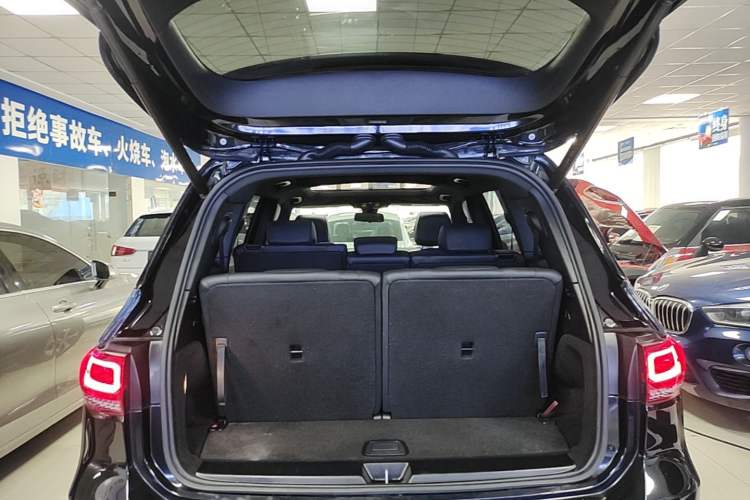 Used Mercedes-Benz GLB 2021 GLB 200 Fashion Model Trunk