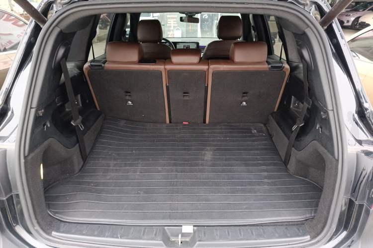 Used Mercedes-Benz GLB 2021 GLB 200 Fashion Model Trunk