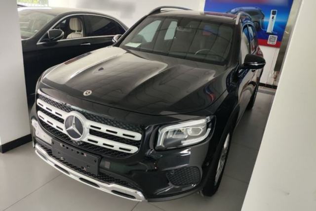 Ojetý Mercedes-Benz GLB 2021 GLB 200 Dynamic Edition