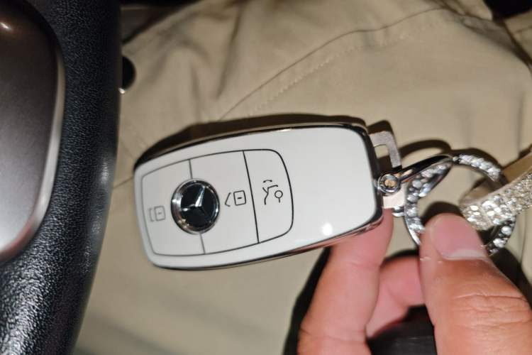 Used Mercedes-Benz GLB 2021 GLB 200 Dynamic Edition Vehicle Key