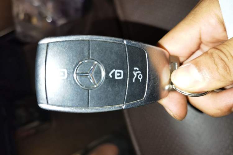 Used Mercedes-Benz GLB 2021 GLB 200 Fashion Model Vehicle Key