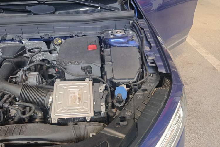 Used Mercedes-Benz GLB 2021 GLB 200 Fashion Model Engine Bay Left