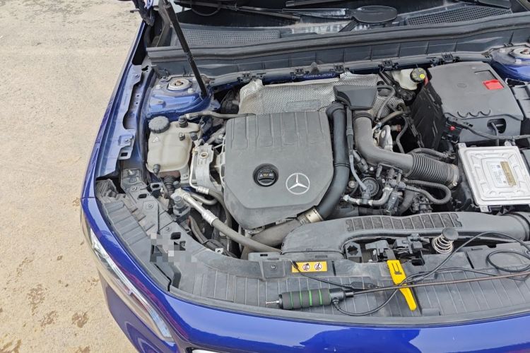 Used Mercedes-Benz GLB 2021 GLB 200 Dynamic Edition Engine Bay Right
