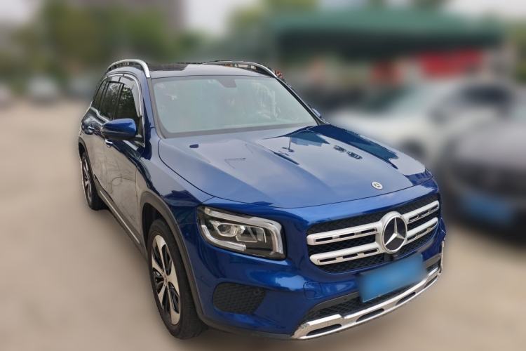 Used Mercedes-Benz GLB 2021 GLB 200 Fashion Model Front Right 45 Deg