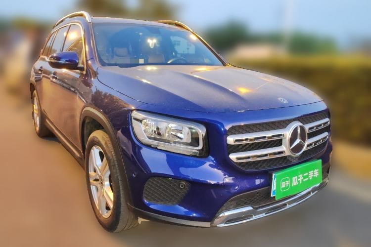 Used Mercedes-Benz GLB 2021 GLB 180 Fashion Model Front Right 45 Deg