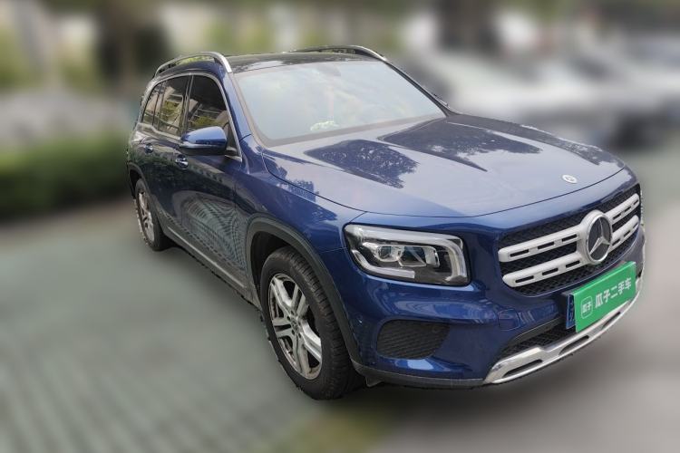 Used Mercedes-Benz GLB 2021 GLB 200 Dynamic Edition Front Right 45 Deg