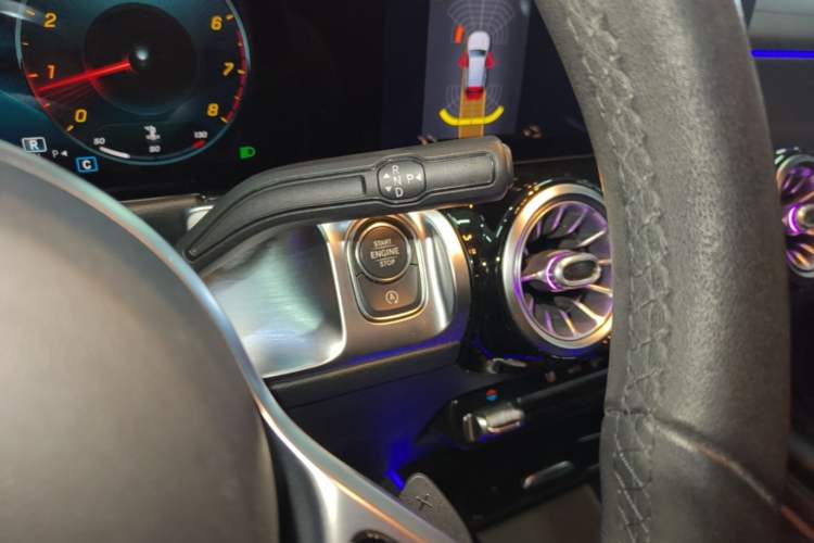 Used Mercedes-Benz GLB 2021 GLB 200 Fashion Model Gear Lever