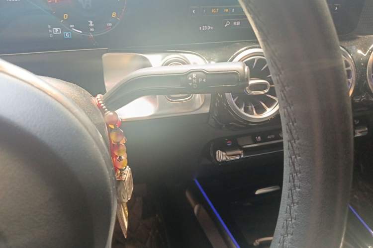 Used Mercedes-Benz GLB 2021 GLB 200 Fashion Model Gear Lever