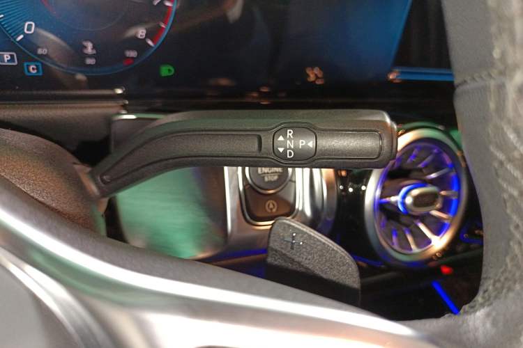 Used Mercedes-Benz GLB 2021 GLB 200 Fashion Model Gear Lever