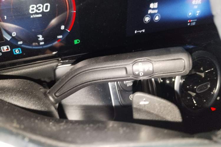 Used Mercedes-Benz GLB 2021 GLB 180 Dynamic Edition Gear Lever