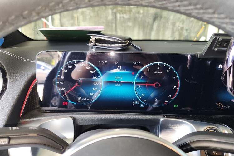 Used Mercedes-Benz GLB 2021 GLB 200 Dynamic Edition Instrument Cluster