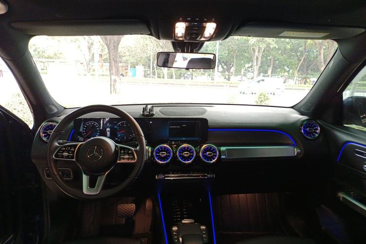 Used Mercedes-Benz GLB 2021 GLB 200 Fashion Model Interior 2
